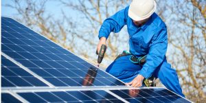 Installation Maintenance Panneaux Solaires Photovoltaïques à Saint-Sever-Calvados